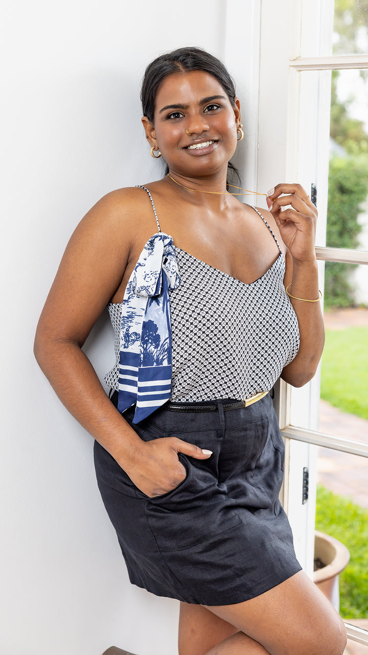 V-Neck Thang Top image 5