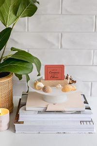 Love_your_curves_affirmation_card_pack-scaled